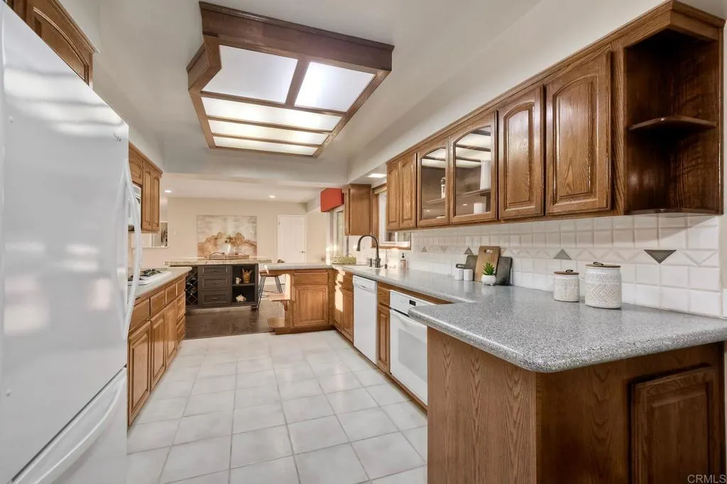 1012 Rosario Lane, Vista