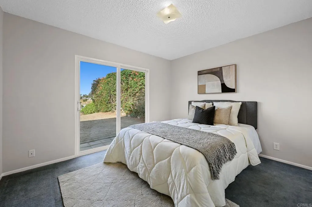 2710 Mesa Drive