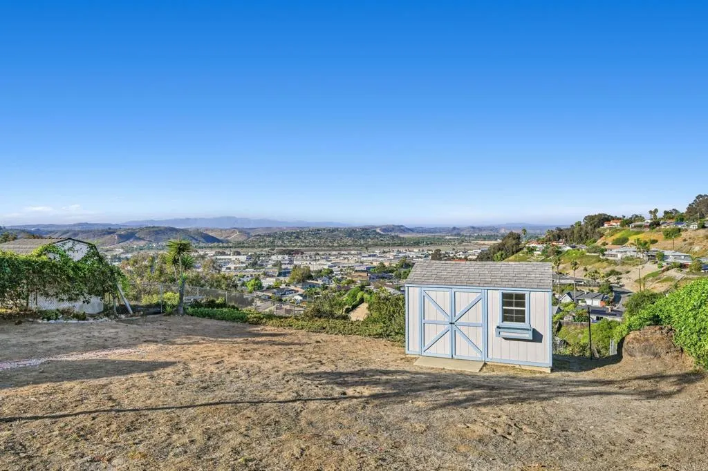 2710 Mesa Drive