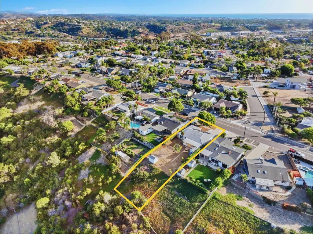 2710 Mesa Drive
