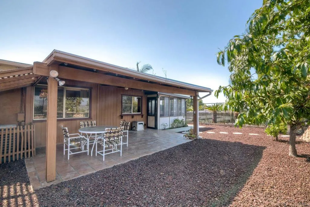 1366 Panorama Ridge Road, Oceanside