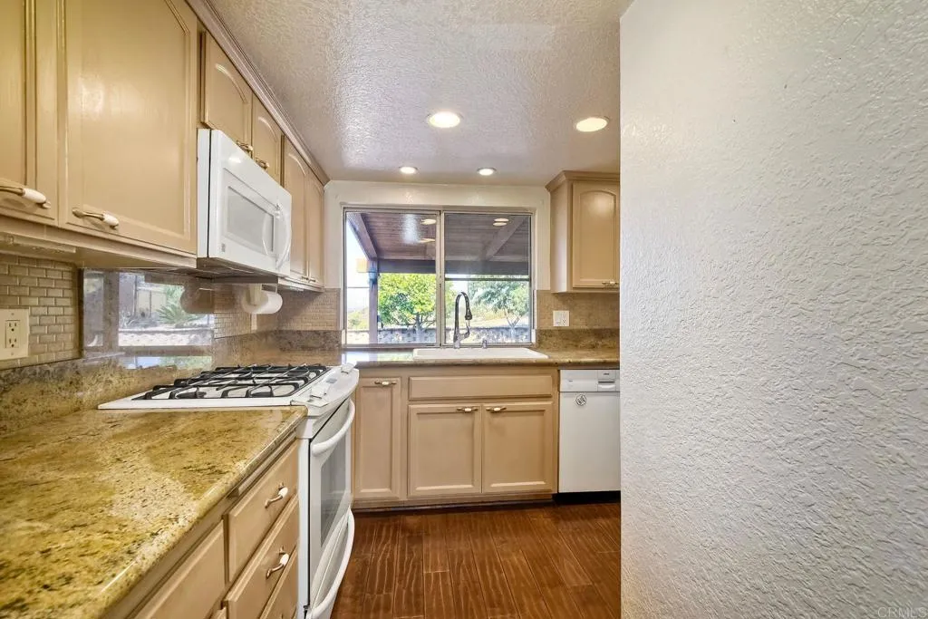 1366 Panorama Ridge Road, Oceanside