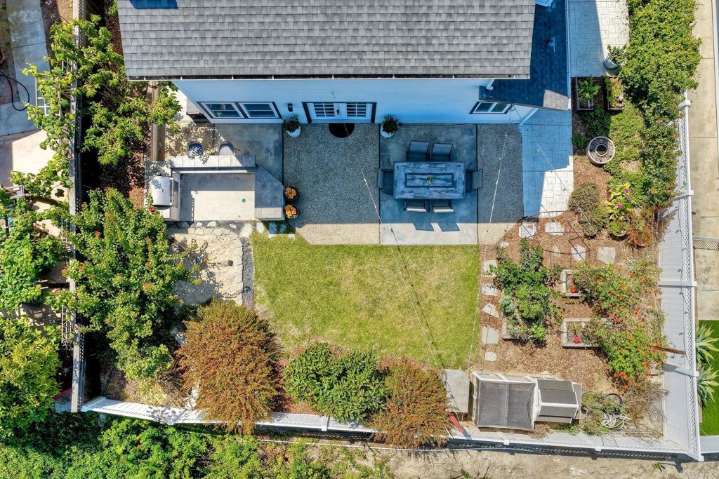 1782 E Pointe Avenue