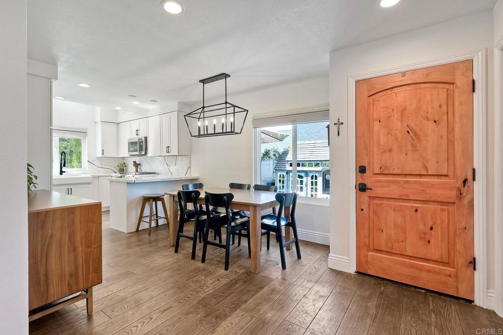 1782 E Pointe Avenue