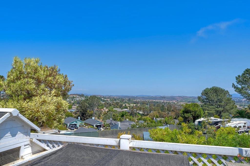 1782 E Pointe Avenue