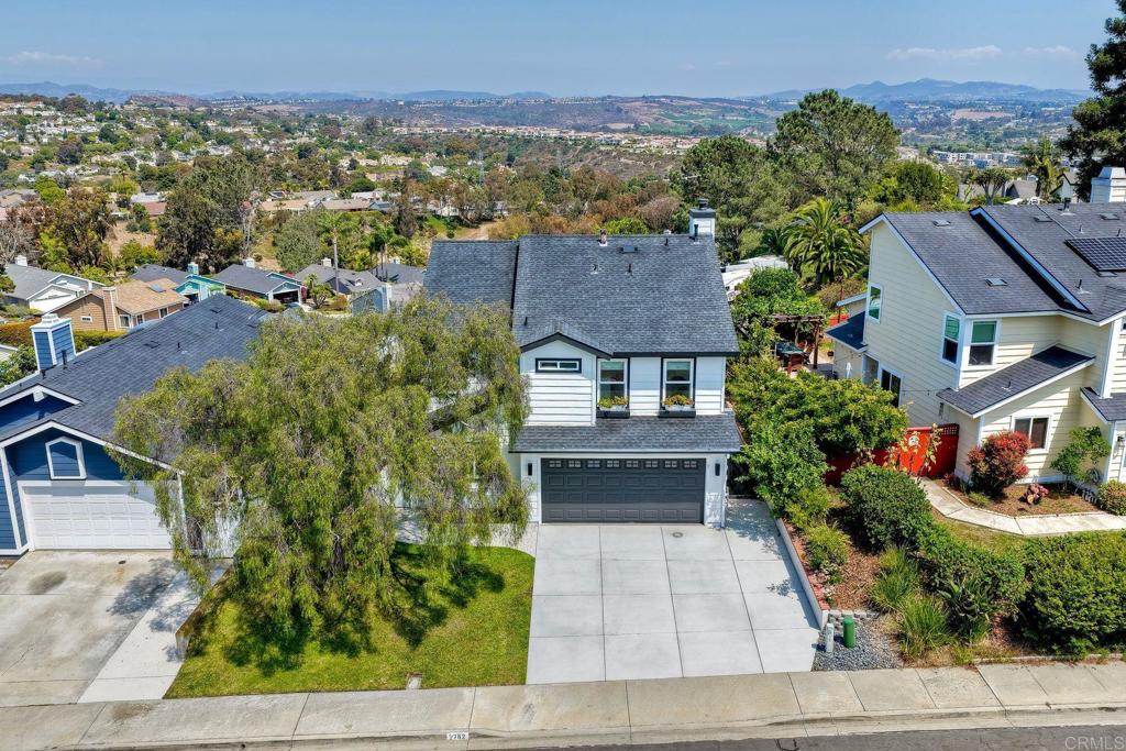 1782 E Pointe Avenue