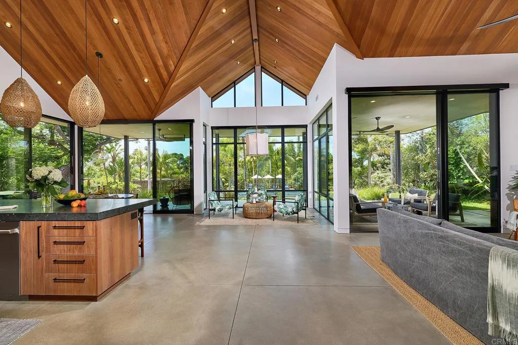 630 Ocean View Avenue, Encinitas