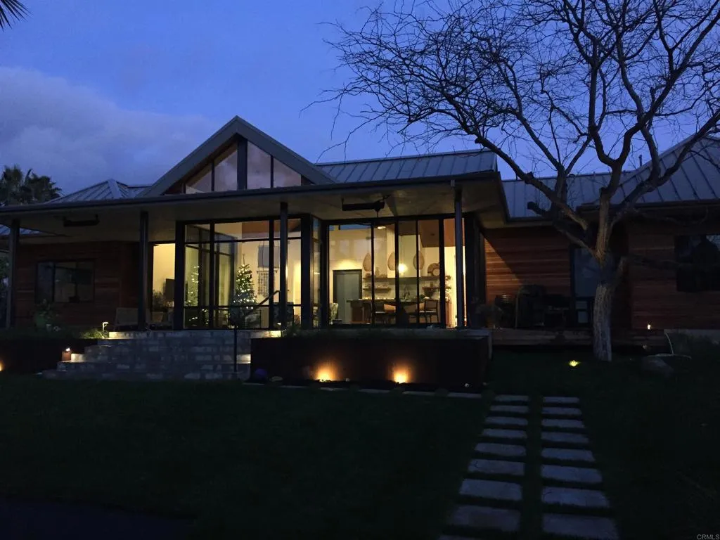 630 Ocean View Avenue, Encinitas