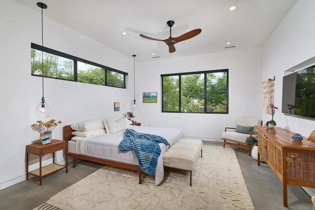 630 Ocean View Avenue, Encinitas