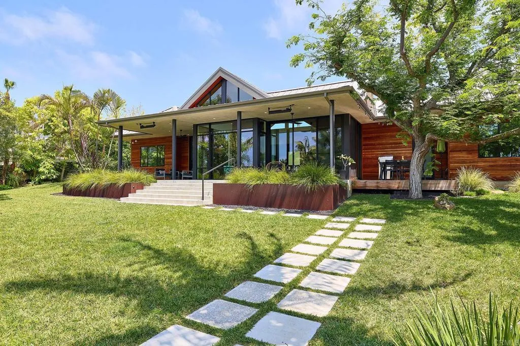 630 Ocean View Avenue, Encinitas