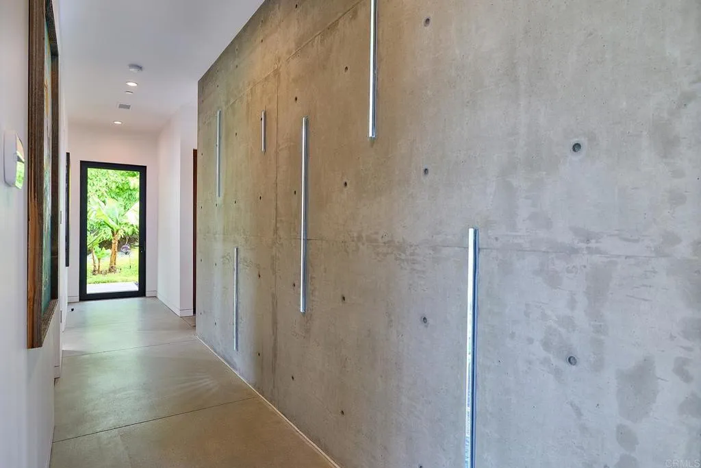 630 Ocean View Avenue, Encinitas