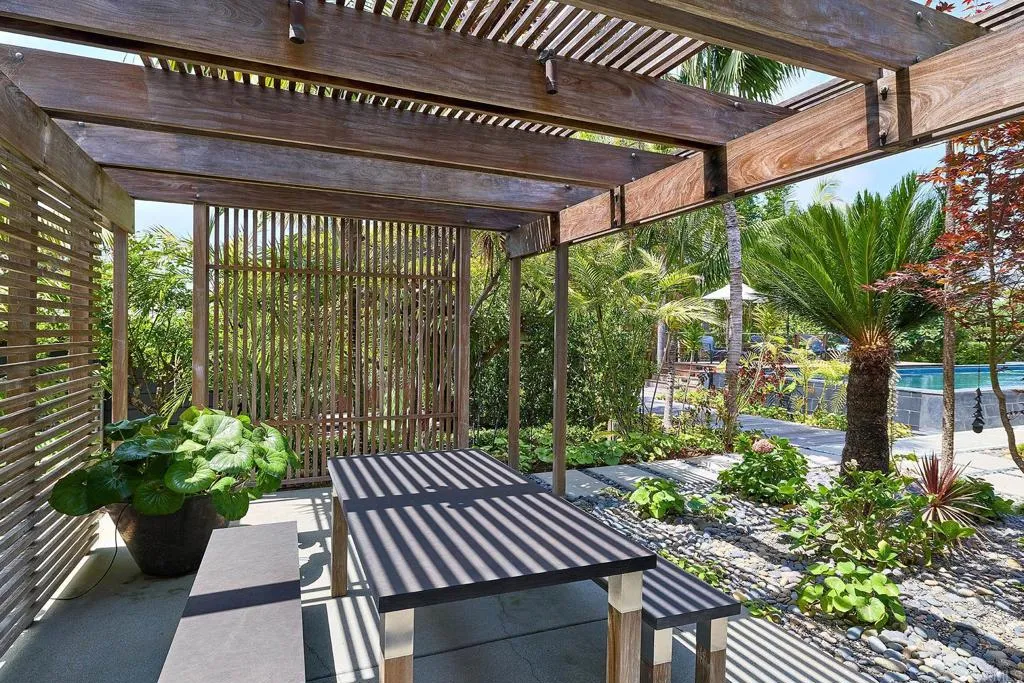 630 Ocean View Avenue, Encinitas