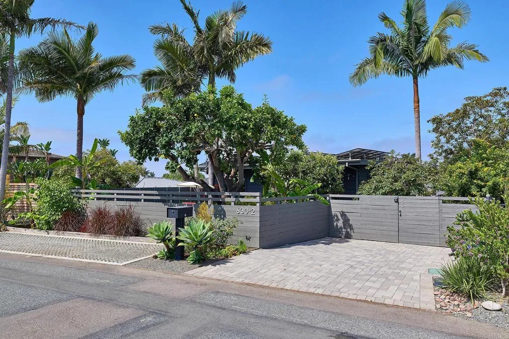 630 Ocean View Avenue, Encinitas