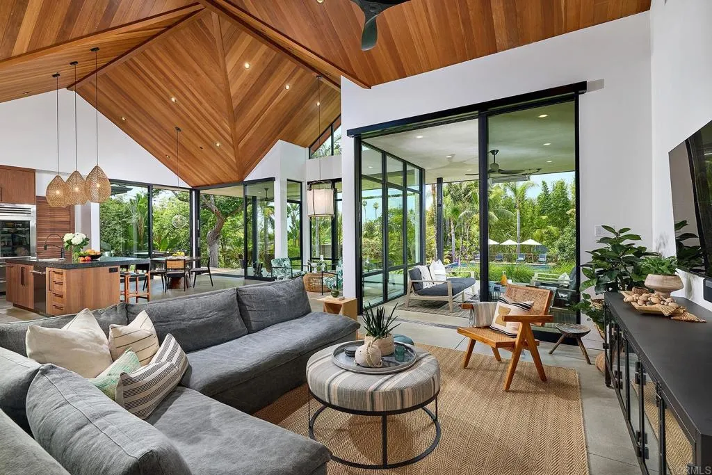 630 Ocean View Avenue, Encinitas