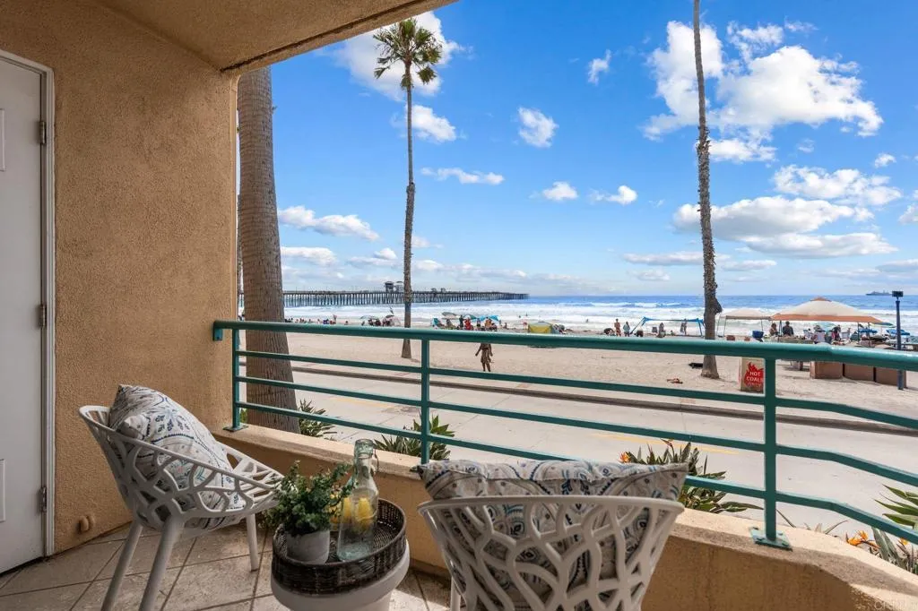 400 N The Strand Unit 27