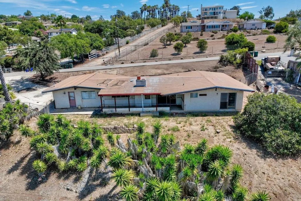 2345 Mira Sol Dr, Vista
