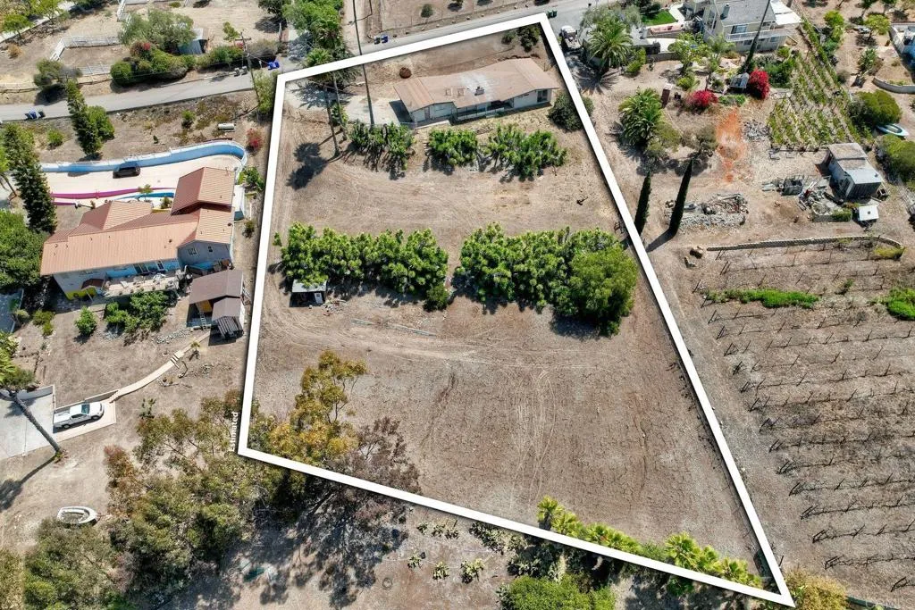 2345 Mira Sol Dr, Vista