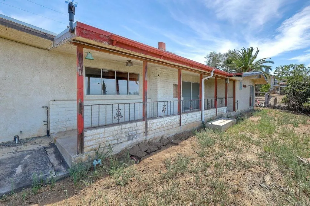 2345 Mira Sol Dr, Vista