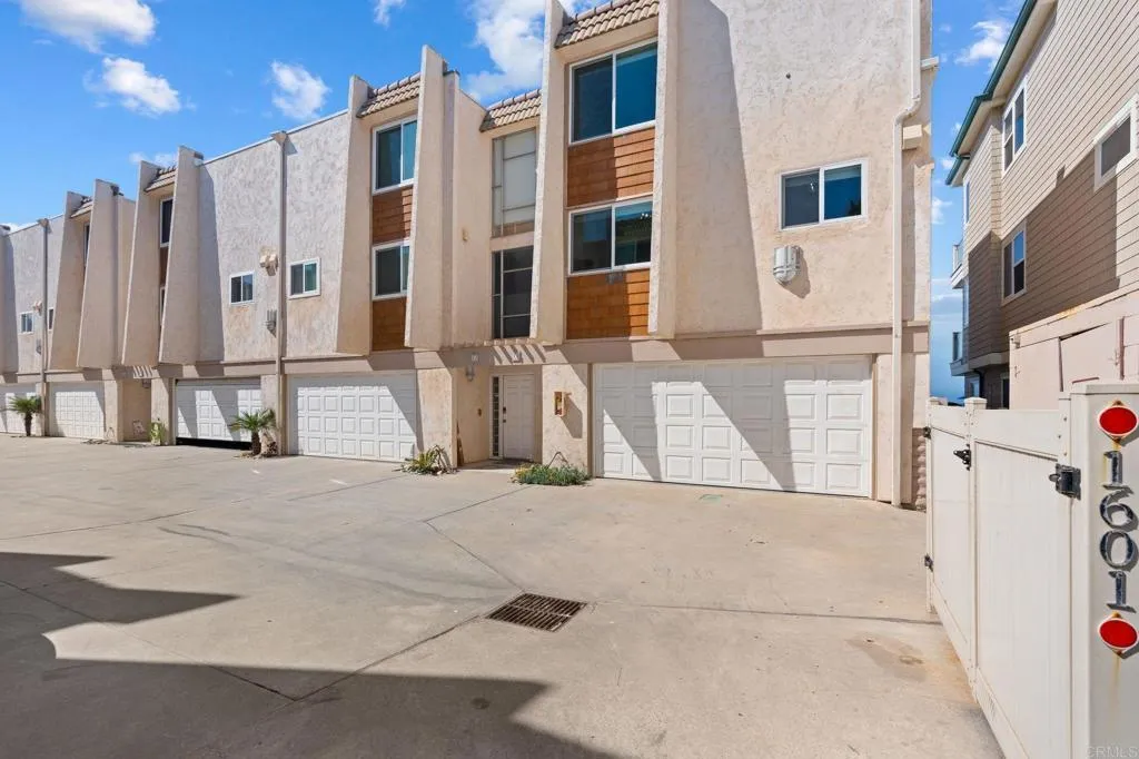 1601 S Pacific Street Unit B1