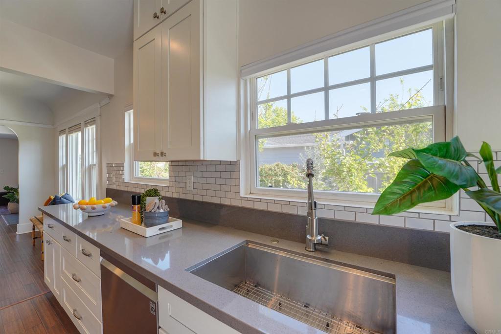 4876 4878 34Th Street