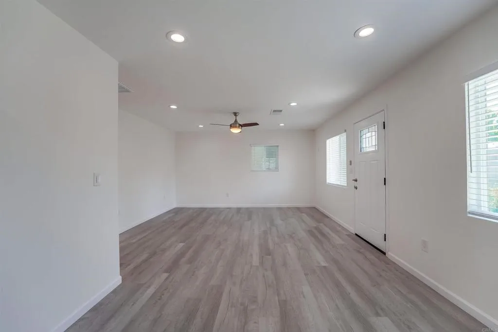 4876 34th Street