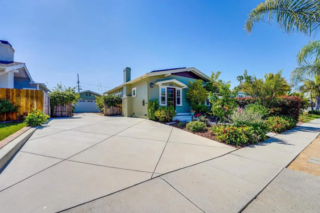 4876 34th Street