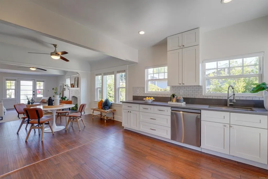 4876 34th Street