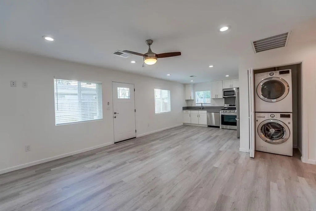 4876 34th Street