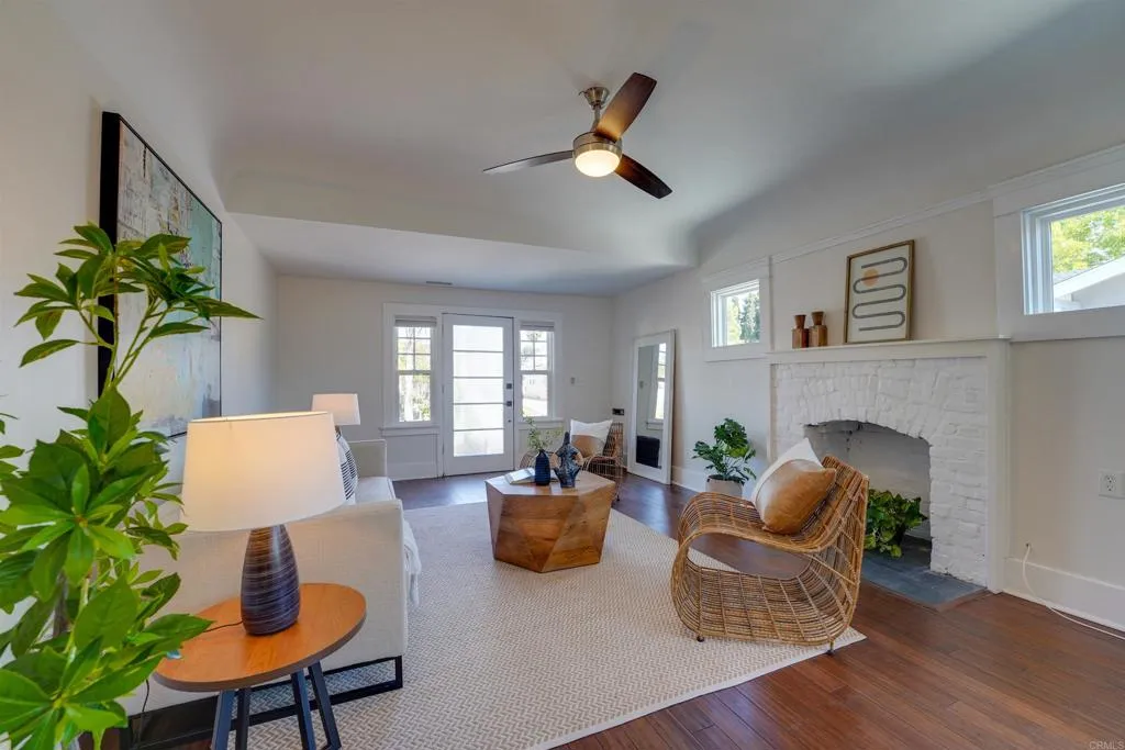 4876 34th Street