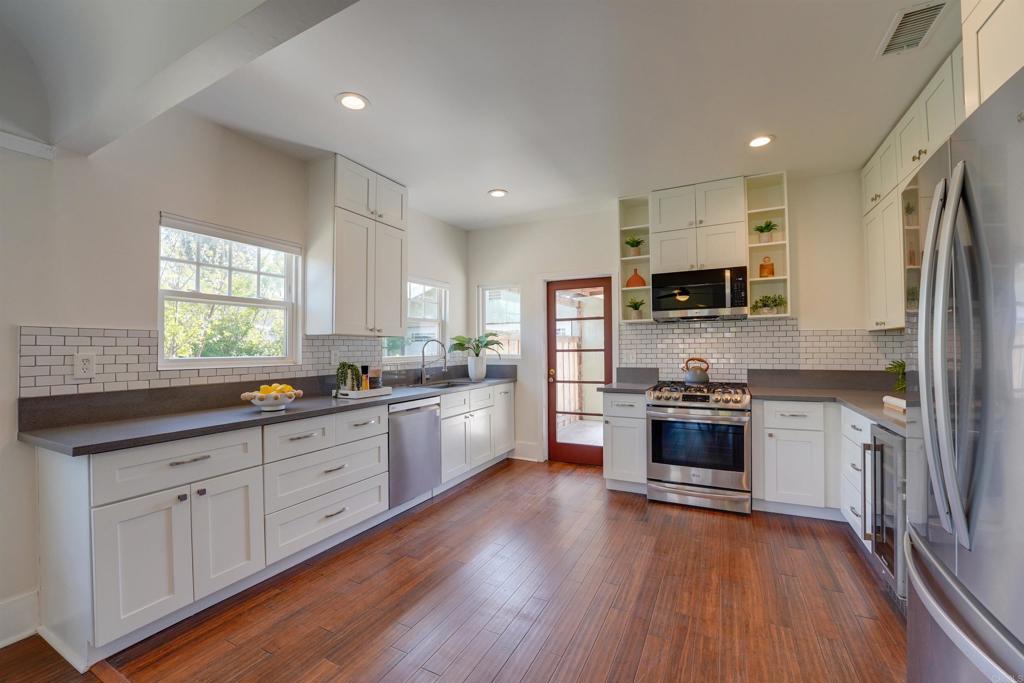 4876 4878 34Th Street