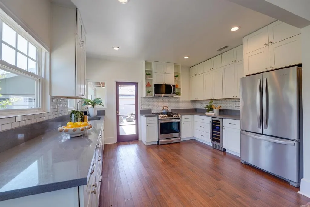 4876 34th Street