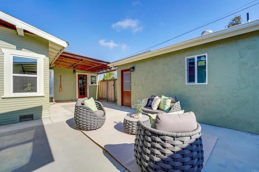 4876 34th Street