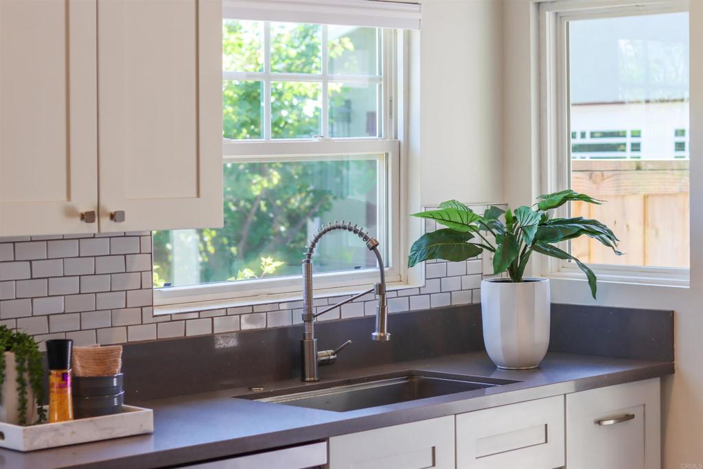 4876 4878 34Th Street