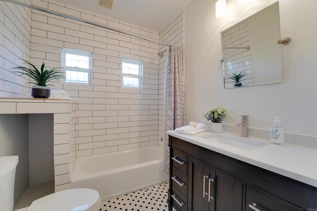 4876 4878 34Th Street