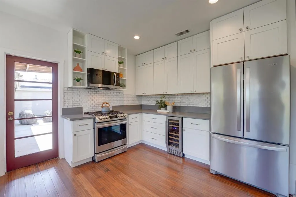 4876 34th Street