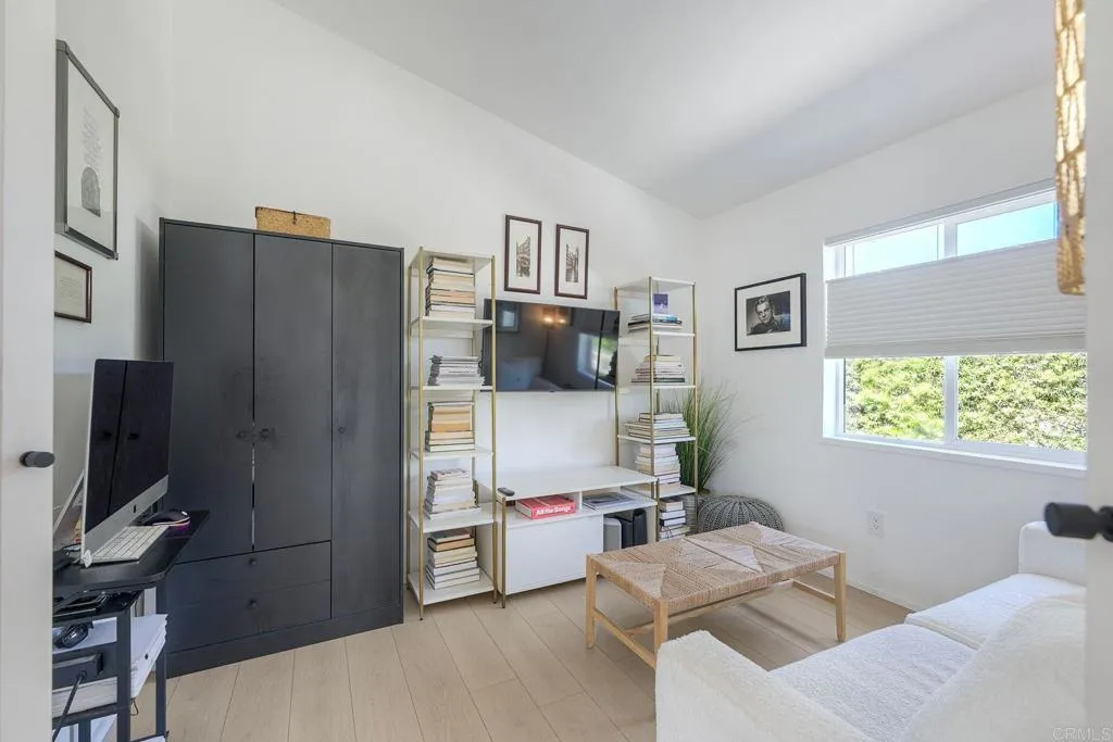 6503 Friendly Place, Carlsbad