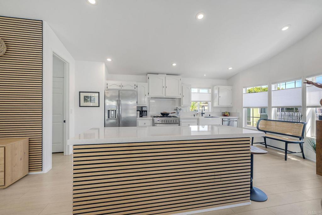 6503 Friendly Place