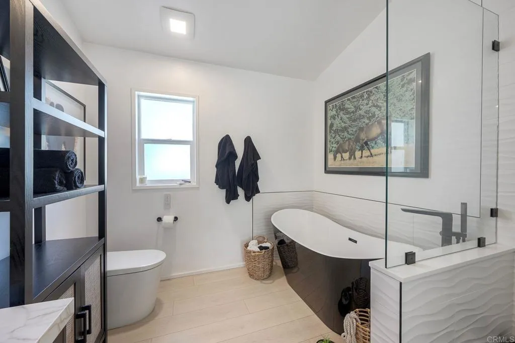 6503 Friendly Place, Carlsbad