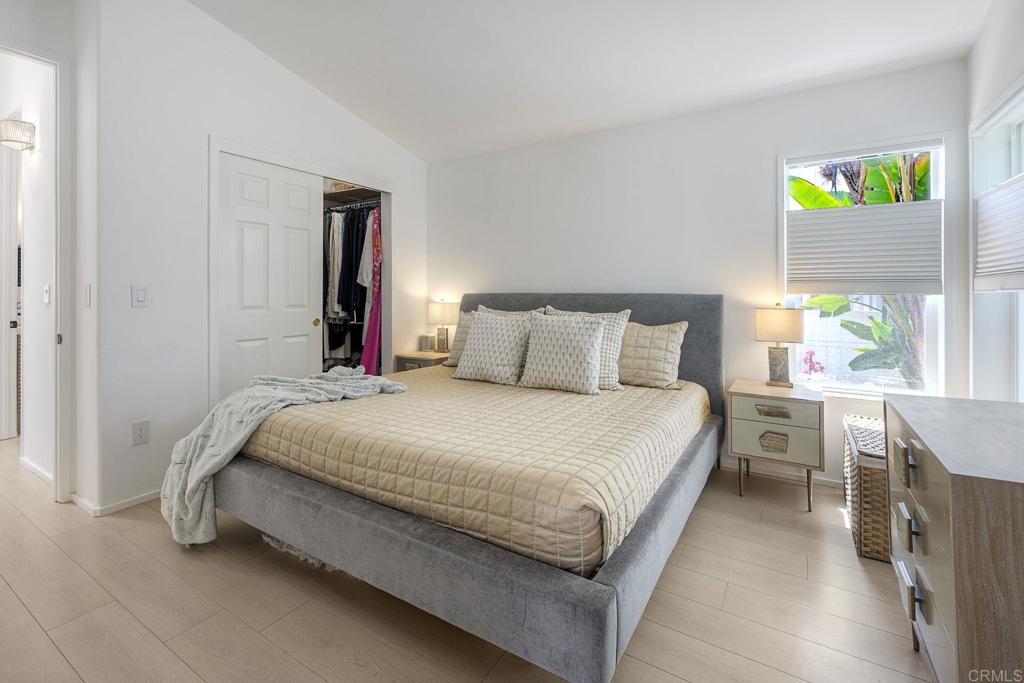 6503 Friendly Place