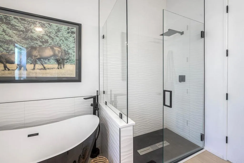 6503 Friendly Place, Carlsbad