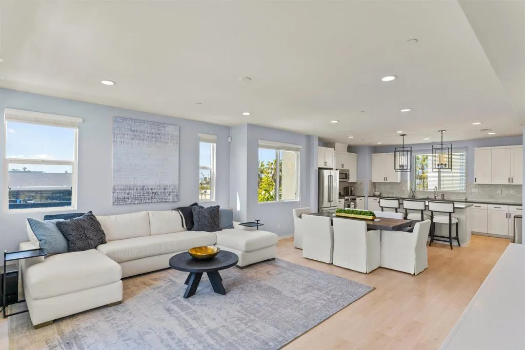 1573 Vista Del Mar Way, Oceanside