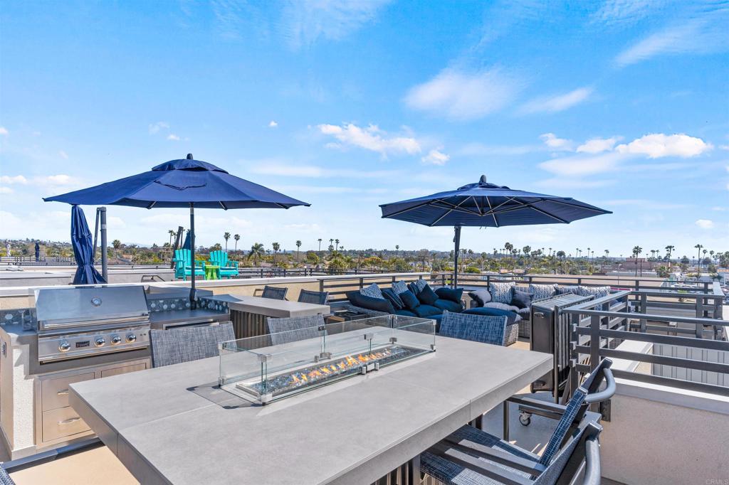 1573 Vista Del Mar Way