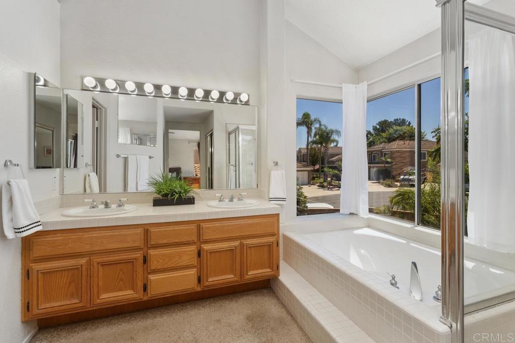 534 S Eveningsong Lane