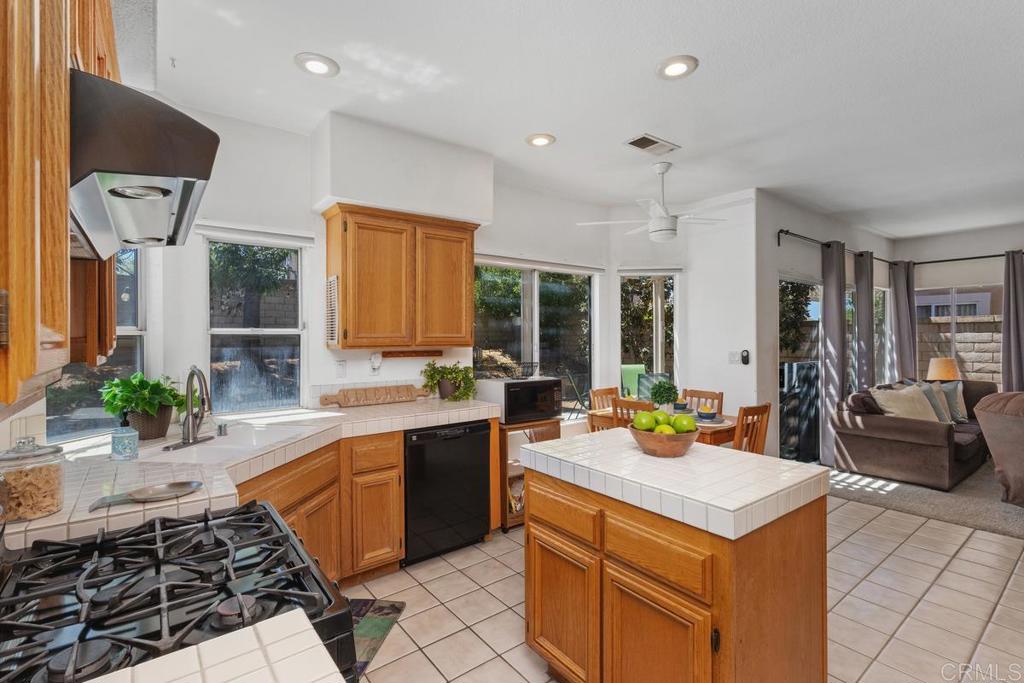 534 S Eveningsong Lane