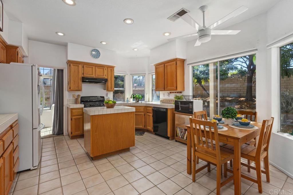 534 S Eveningsong Lane