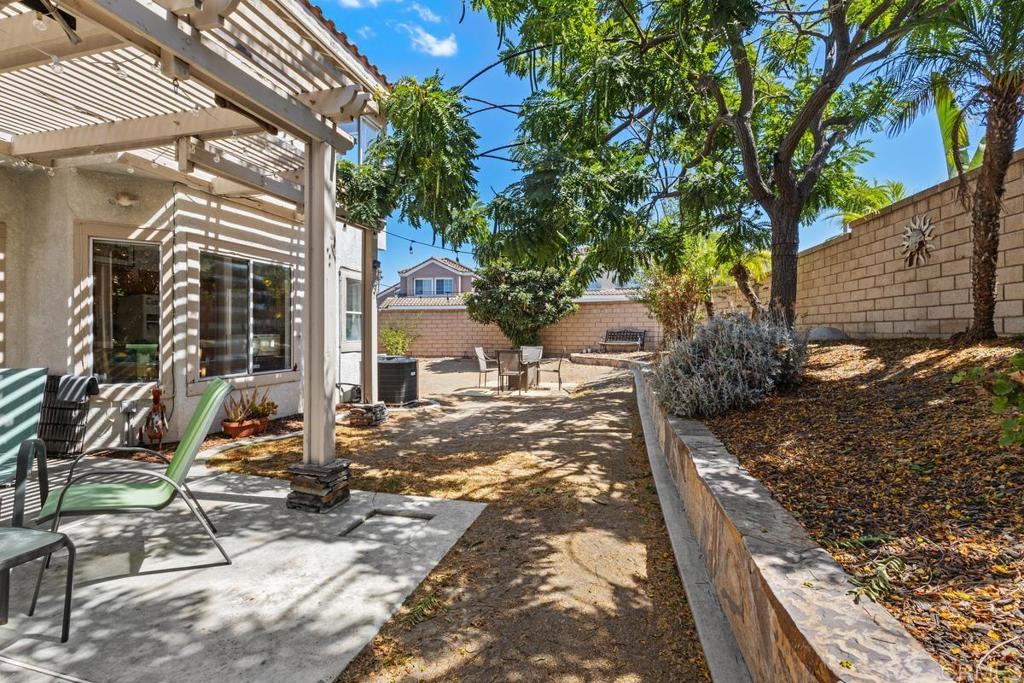 534 S Eveningsong Lane