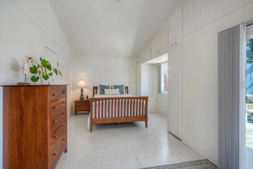 3567 Mira Pacific Drive