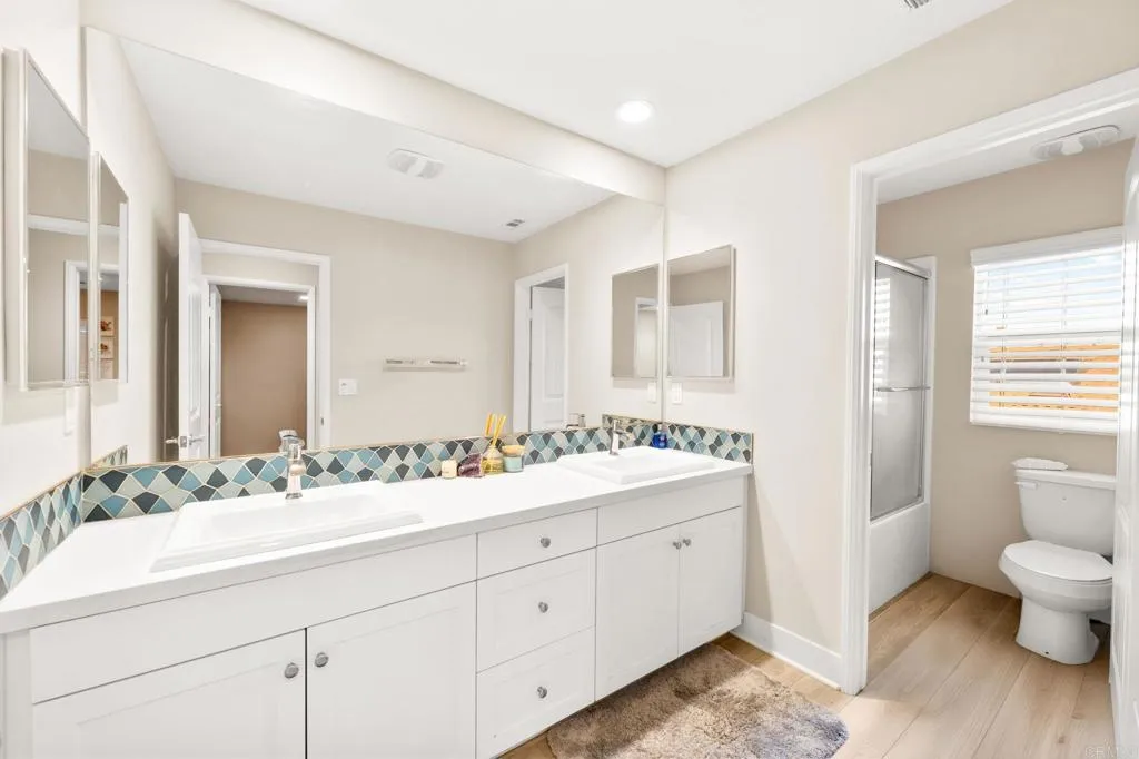 542 Pratt Ct