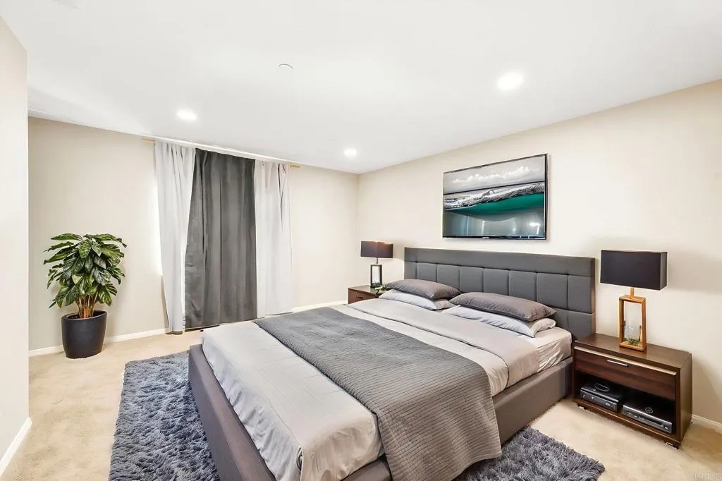542 Pratt Ct