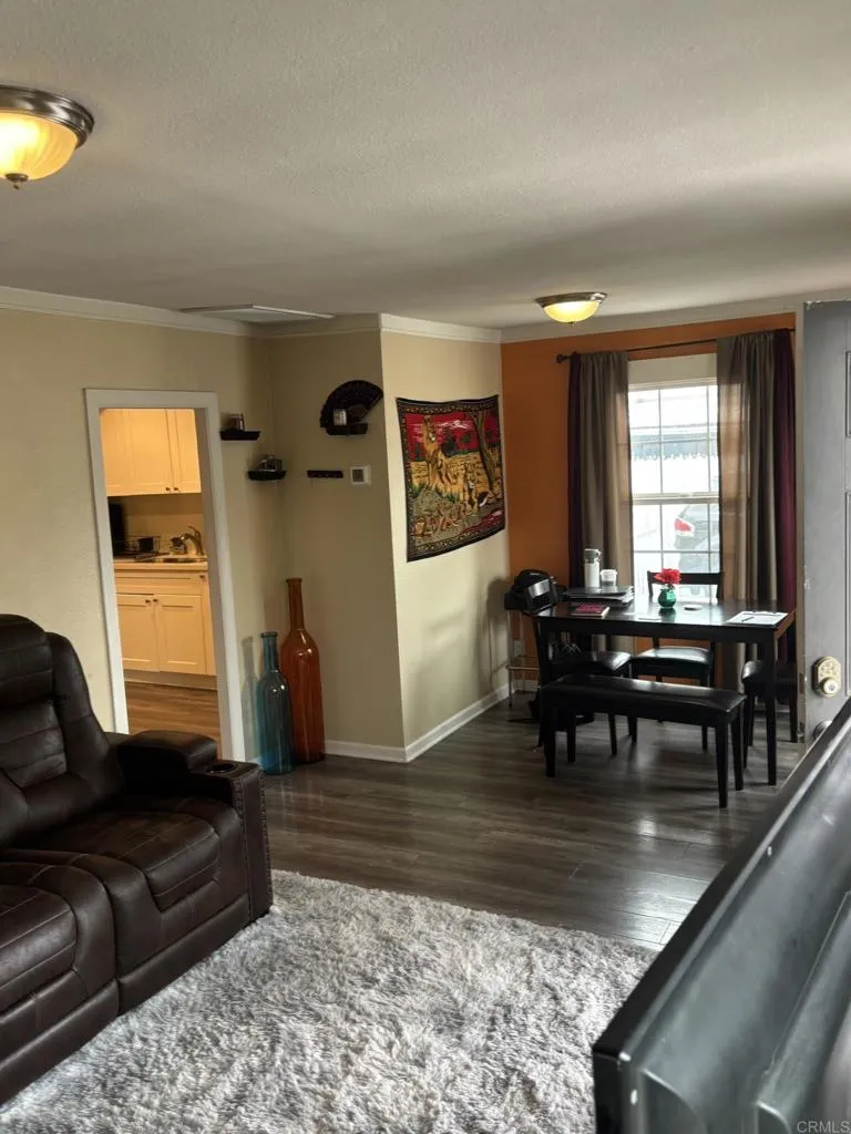 4905 Morgan Avenue, Los Angeles